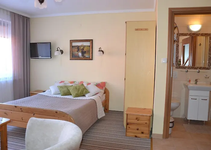 Helena Bed & Breakfast 3*