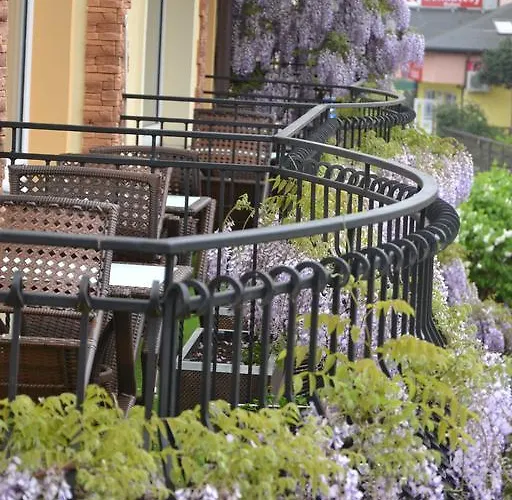 Helena Bed & Breakfast