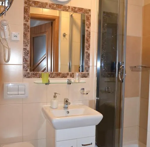 Helena Nocleg ze śniadaniem