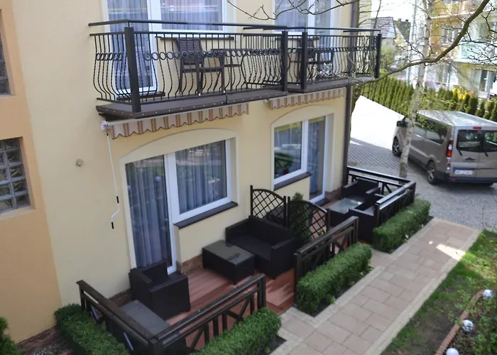 Helena Bed & Breakfast 3*